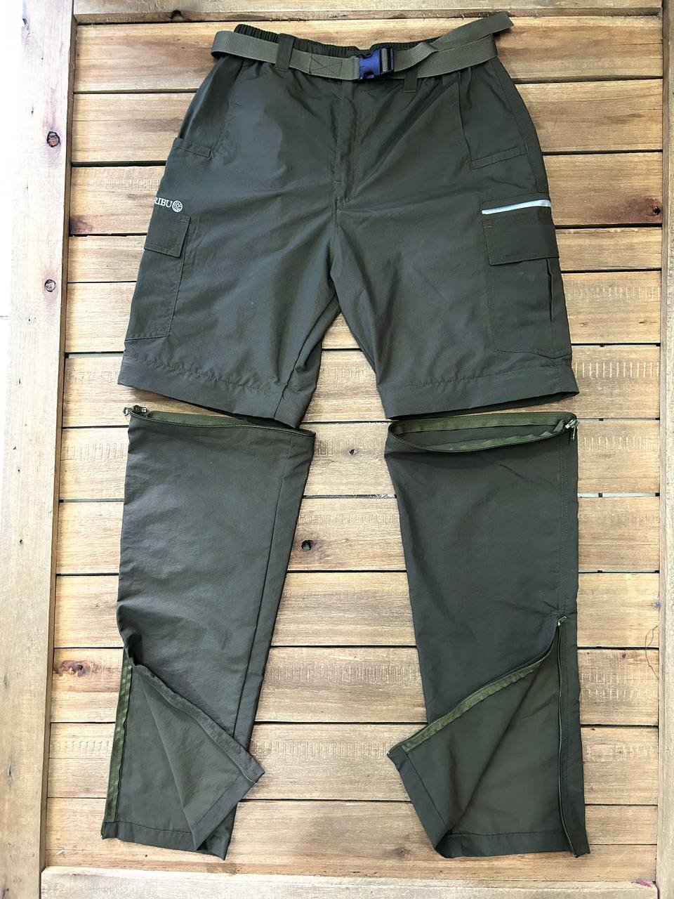 Pantalones desmontables verde olivo con 6 bolsillos, tela antidesgarre de secado rápido y protección UV, convertibles en pantaloneta.