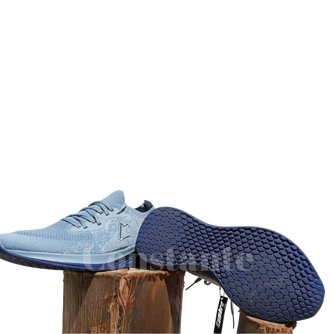 Tenis deportivos con plantilla memory foam, ajuste perfecto, suave amortiguación y excelente flexibilidad para un movimiento natural y transpirable.