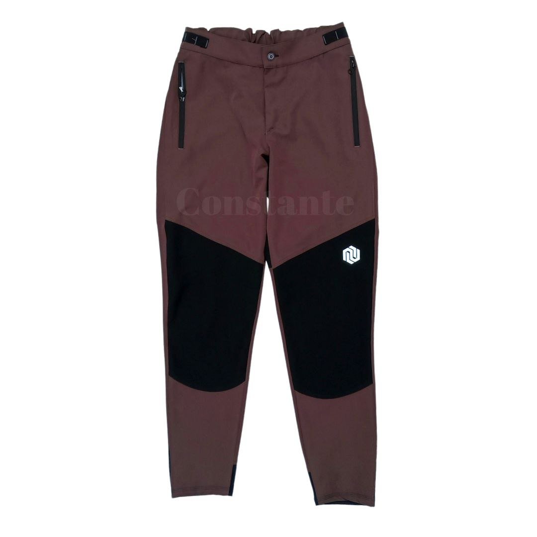 Pantalón ultraligero, de tela antidesgarre, altamente transpirable, con protección UV y tecnología stretch para máxima movilidad.